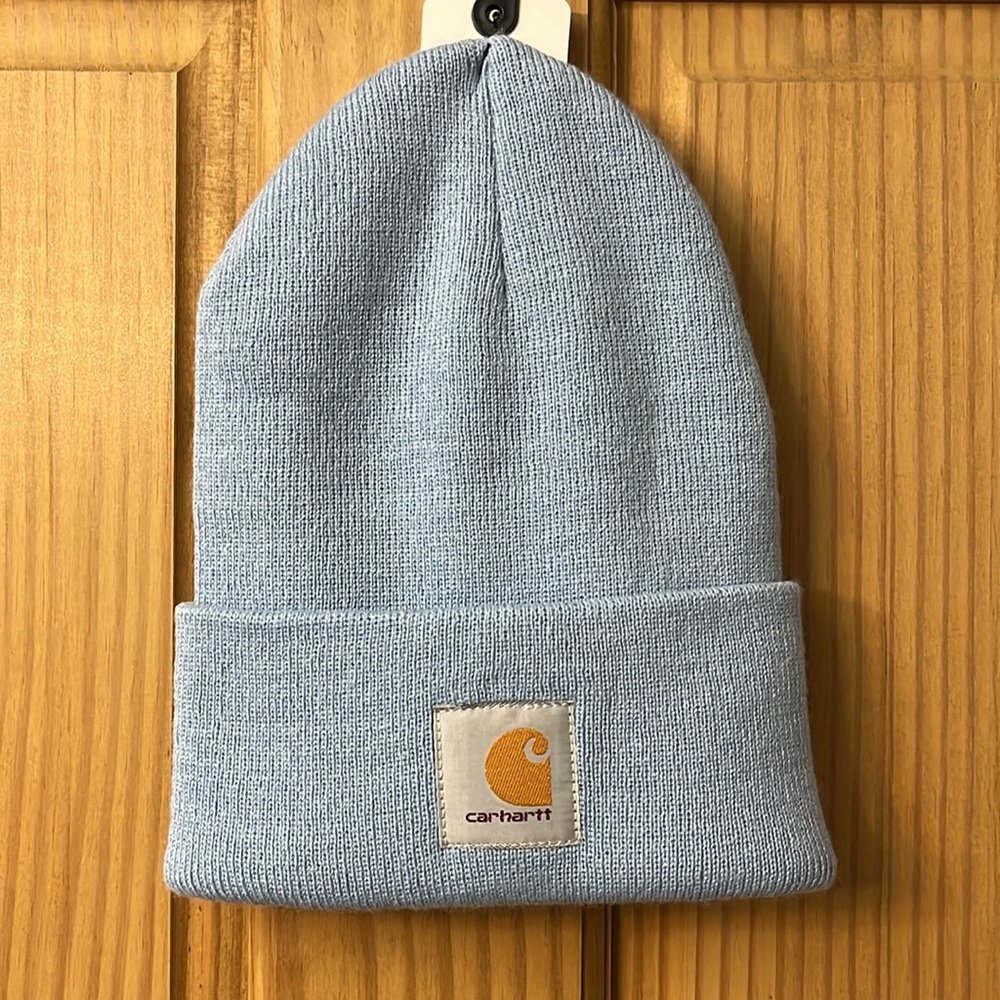 nwt baby blue carhartt beanie